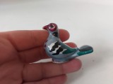 Figurina ceramica portelan miniatura Mexico Folk Art, Tonala Talavera, pasare / cuc / porumbel, decorat manual cu motiv floral, vintage, anii 70,