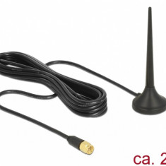 Antena exterior LTE / GSM / UMTS 3 dBi fixa omnidirectionala cu baza magnetica SMA plug, Delock 12416