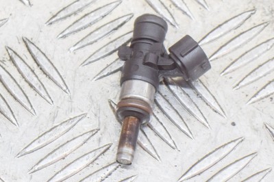 Injector de combustibil VW GOLF VII 5G1, BQ1, BE1, BE2 2017 OEM: 06L906031A,0280158266 12128920 foto
