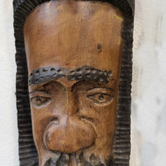 Masca lemn nigeriană