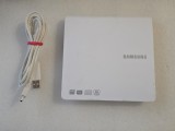 DVD Writer extern Samsung SE-208AB/TSBS, USB2.0, alb - poze reale
