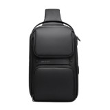 Rucsac crossbody/de umar casual, impermeabil, cu port de incarcare USB si compartiment casti, Bange, Negru