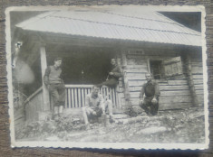 Elevi militari in excursie, Casa de Vanatoare// anii &amp;#039;40 foto