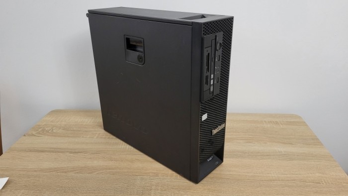 Lenovo ThinkStation C30