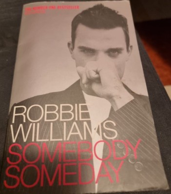 Somebody, Someday - Robbie Williams foto