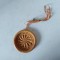 * Matrita / forma prajituri (crafts) de lemn sculptat, simbol radial / soare, simbol solar, cca 8 cm diametru
