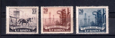 ROMANIA 1957 - CENTENARUL INDUSTRIEI PETROLIERE ROMANE, MNH - LP 442 foto