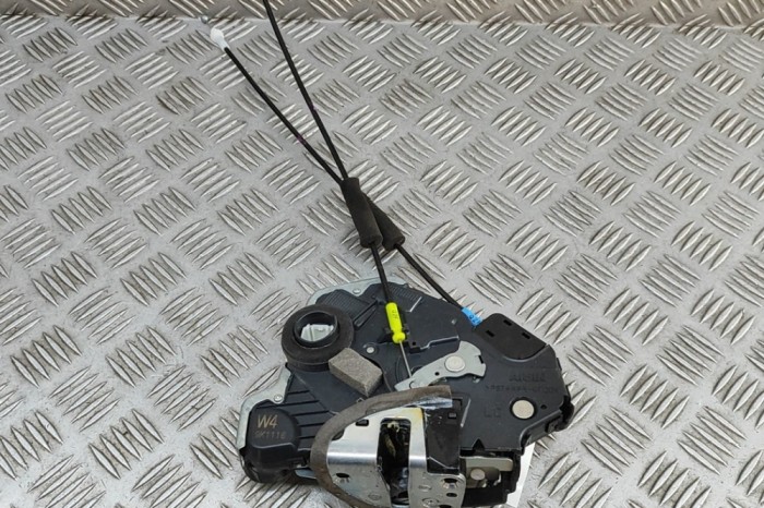 &Icirc;ncuietoare ușă st&acirc;nga față TOYOTA RAV 4 V A5, H5 2019 OEM: 69040-60220 | 31985037