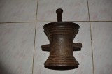 Mojar/piua masiv din fonta, 16 cm inaltime, cu pistil