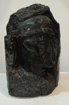 Statueta din carbune- Minerul foto