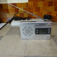 Aparat radio portabil multibanda GYL-388 FM+AM+US