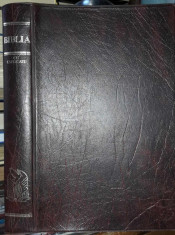 Biblia cu explicatii-1994 foto