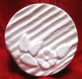 VAZA PORTELAN JOHANN SELTMANN BAVARIA CU MODEL FLORAL IN RELIEF ANUL 1955 10 CM