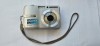APARAT FOTO DIGITAL SAMSUNG S760/ 7,2 MP FUNCTIONEAZA CU 2 BATERII AA SAU ACUMULATORI .