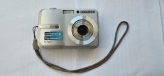 APARAT FOTO DIGITAL SAMSUNG S760/ 7,2 MP FUNCTIONEAZA CU 2 BATERII AA SAU ACUMULATORI .