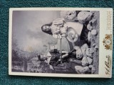 fotografie atelier celebru Alfred Brand , strada Garei , Sinaia , dimensiuni 16 cm x 11 cm . Copii in tinute de ,, oras,,
