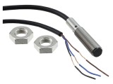 Senzor inductiv OMRON E2B M8 PNP NO 0-2mm 10-30V IP67 cablu 5m oțel inoxidabil