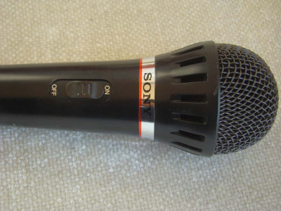 Microfon Dinamic SONY F-V120 - ca NOU foto