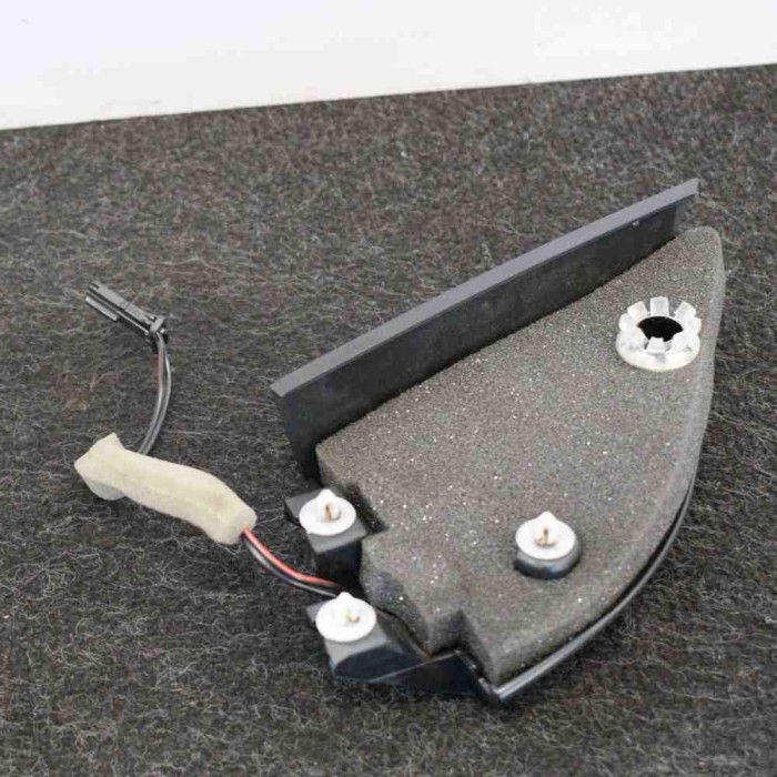 Difuzor ușă dreapta față VW PASSAT Variant B7 365 2011 OEM: 3C80354113C0837994 2969850