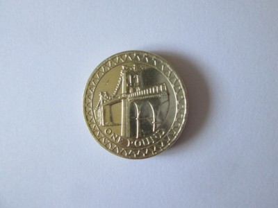 Marea Britanie 1 Pound 2005 aUNC,podul suspendat peste stramtoarea Menai foto