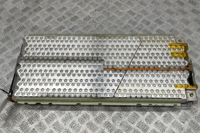 Baterie TESLA MODEL S 2016 OEM: Hatchback | 29049592