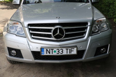 Mercedes-Benz Model Clasa GLK 250 Culoare Argintiu foto