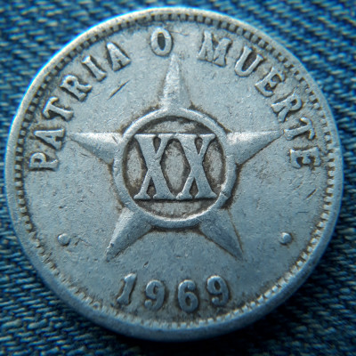 2r - 20 Centavos 1969 Cuba / XX - primul an de batere foto