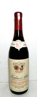 D 22 -vin ROSU BARBERA D&amp;#039;ALBA, DOC, VINICOLA ROCHE, recoltare 1977. CL 75, GR 12 foto