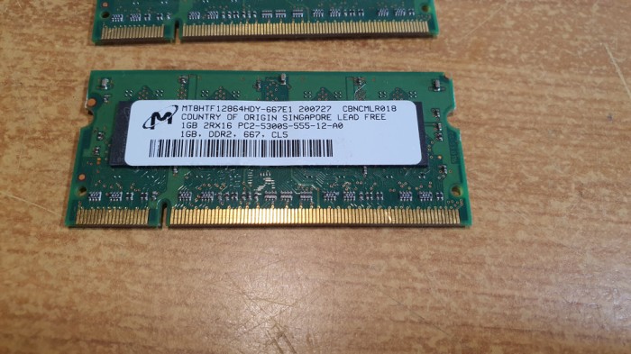 Ram Laptop Micron 1GB DDR2 667MHz MT8HTF12864HDY-667E1