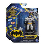 Figurina Batman, Batman clasic articulata cu 3 accesorii surpriza, 10 cm, Spin Master