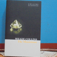 Wilkie Collins - THE MOONSTONE - colectia Collins Classics - 585 pag.