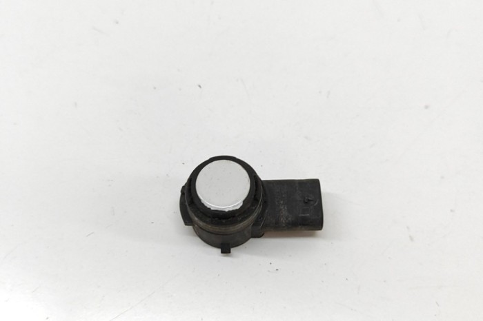 Senzor de parcare față BMW X5 F15, F85 2014 OEM: 9283200 31420418
