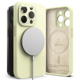 Husa Ringke Silicone Magnetic MagSafe pentru Apple iPhone 15 Pro Verde deschis, Silicon, Carcasa