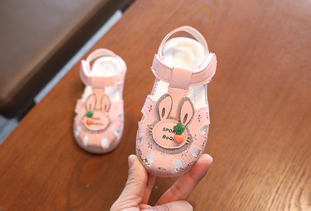 Sandale roz - Carrot bunny (Marime Disponibila: Marimea 24)
