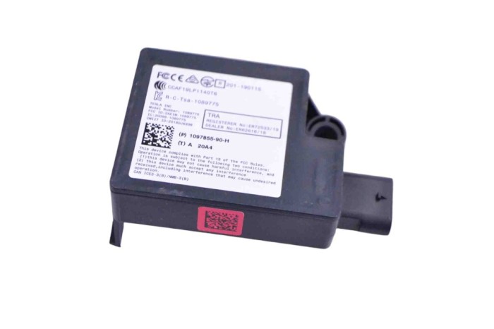 Alt modul de control TESLA MODEL 3 2020 OEM: 1097855-90-H 15018588