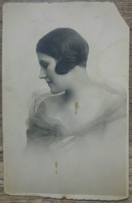 Portret domnisoara, foto cabinet 1927