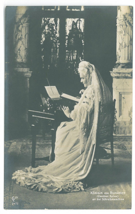 15 - Queen ELISABETH, Regale Royalty Romania - old postcard, real PHOTO - unused