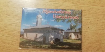 D1 - Magnet frigider - tematica turism - Manastirea Varzaresti - Romania 6 foto