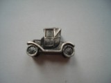 Miniatura automobil de epoca, metalica