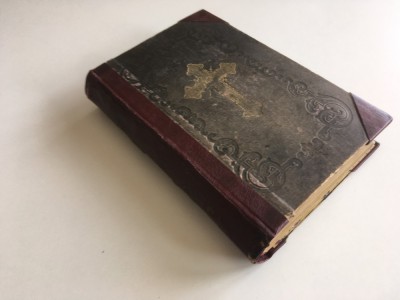 MOLITVELNIC SIBIU 1874 IN LIMBA ROMANA CARACTERE CHIRILICE- CONTINUT COMPLET ! COPERTI ORIGINALE+ COTOR REFACUT IN PIELE DUPA MATRITA ORIGINALA foto