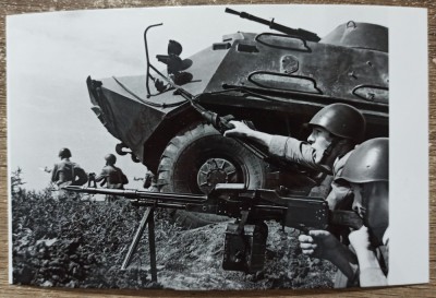 Soldati romani cu tanc// fotografie de propaganda foto