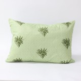 Cumpara ieftin Perna Aloe Herbal 50x70 cm cu puf siliconizat