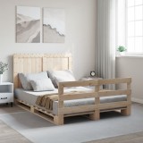 Cumpara ieftin Cadru de pat cu tăblie, 140x200 cm, lemn masiv de pin
