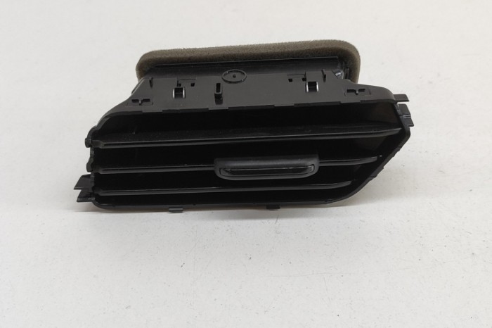 Gura de ventilație planșa de bord VW CADDY V SBB, SBJ 2023 OEM: 2K8819704,2K9819204,2K9819204K | 27728737