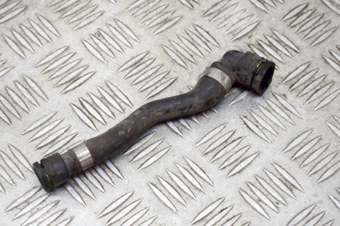 Furtun de lichid de răcire BMW X6 F16, F86 2015 OEM: 8517591 14669553