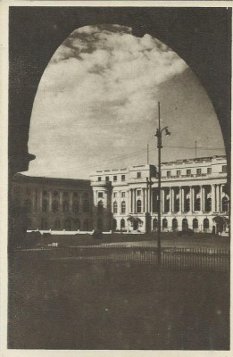 AMS# - VEDERE - BUCURESTI &amp;bdquo;MUZEUL DE ARTA AL R.P.R SEPIA NECIRCULATA foto