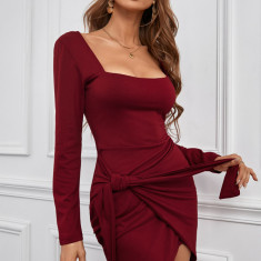 X690-81 Rochie scurta casual cu decolteu patrat si petrecuta in fata