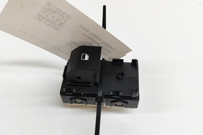 Buton geam ușă st&amp;acirc;nga spate KIA EV6 CV 2022 OEM: 93581-CV200 26559067 foto