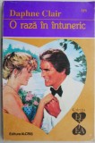 O raza in intuneric - Daphne Clair, Roman de Dragoste
