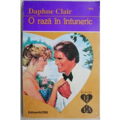 O raza in intuneric &ndash; Daphne Clair